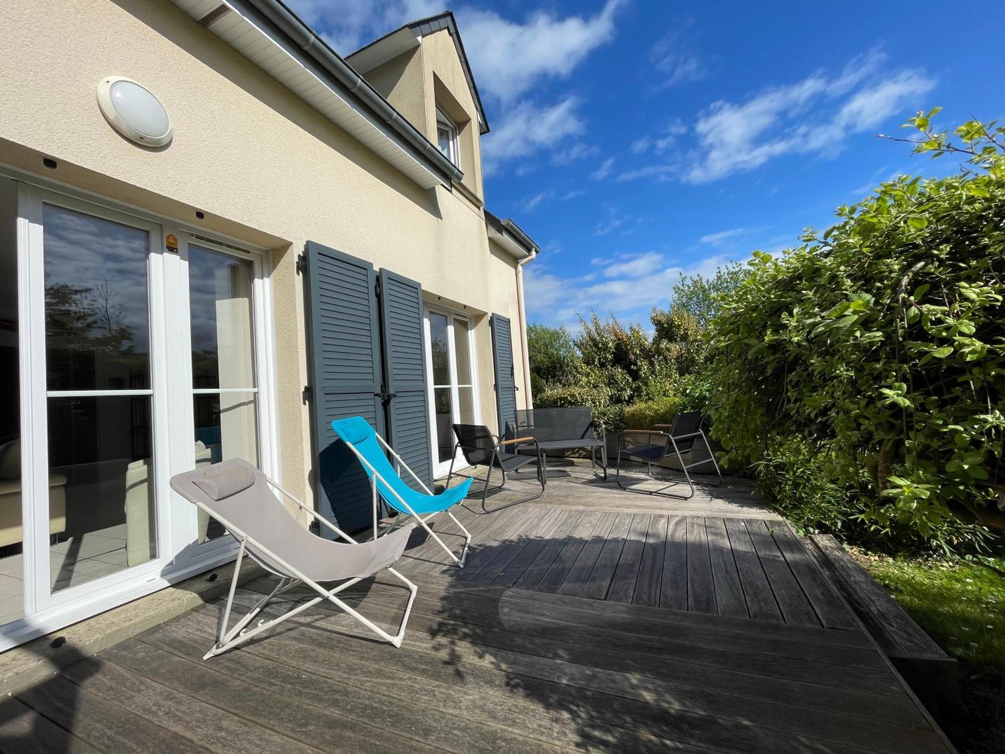 Maison Calme Et Cosy A Port-En-Bessin Pres Du Golf Et De La Mer 외부 사진